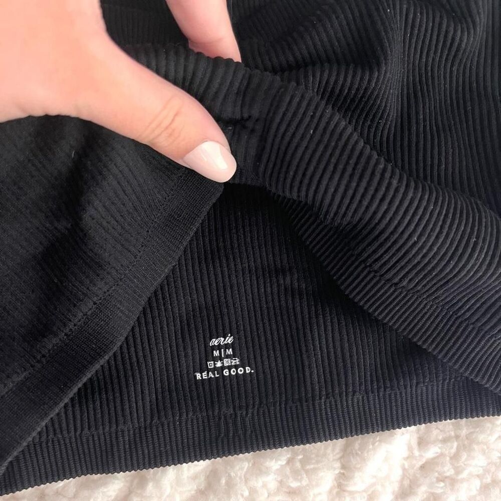 Aerie Women's Black Crop-top - Picture 4 of 6